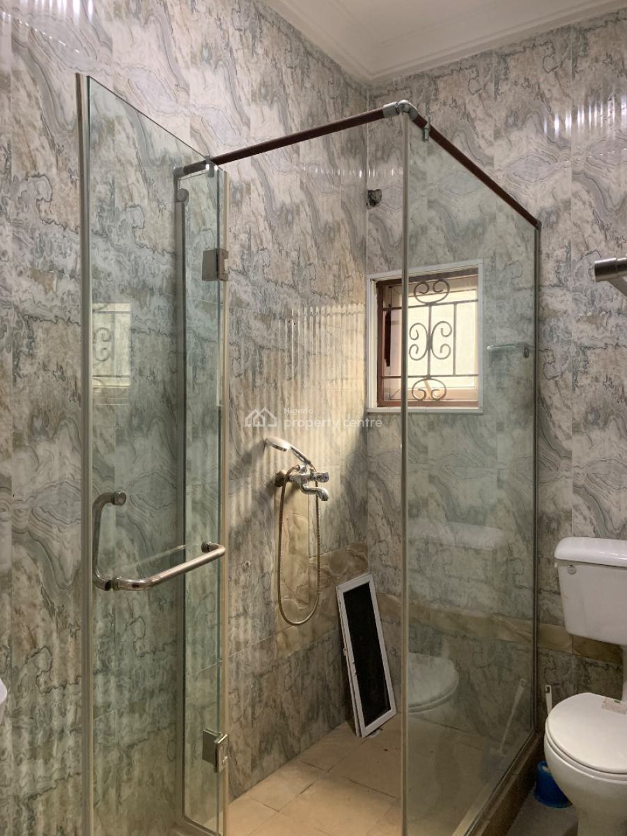 Spacious Clean Standard and Luxurious 3bedroom Apartment in an Estate, Chevron, Lekki, Lagos, Flat / Apartment for Rent