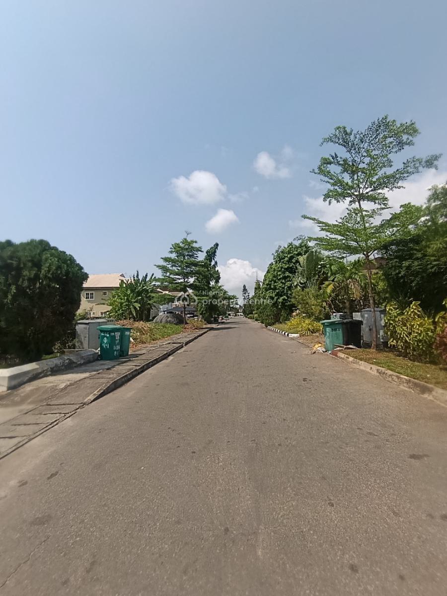 Studio Apartment with Personal Prepaid Meter in a Secure High Calibre, Carlton Gate Estate Chevron Drive 🔰, Lekki, Lagos, Self Contain (single Rooms) for Rent