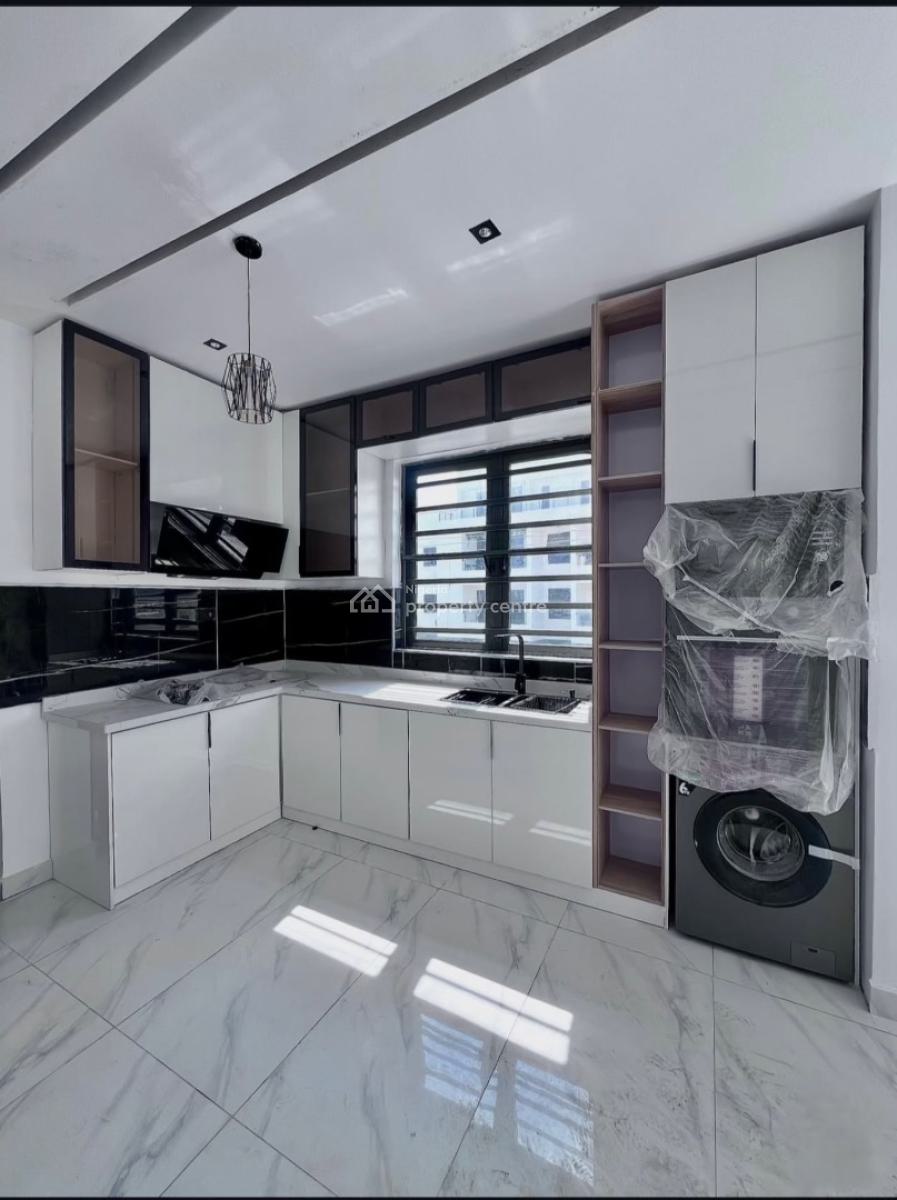 3 Bedroom Spacious Apartment and a Pool, Ikate Lekki, Lekki, Lagos, Block of Flats for Sale