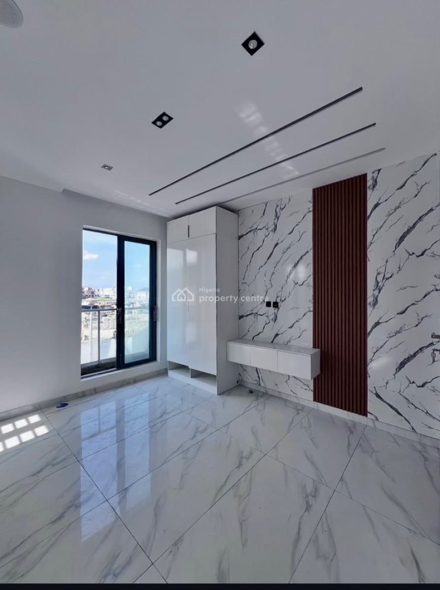 3 Bedroom Spacious Apartment and a Pool, Ikate Lekki, Lekki, Lagos, Block of Flats for Sale