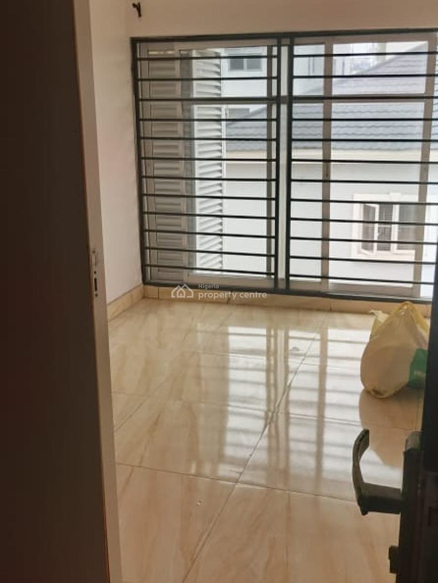 Serviced 1 Bedroom Penthouse, Lekki Phase 1, Lekki, Lagos, House for Rent