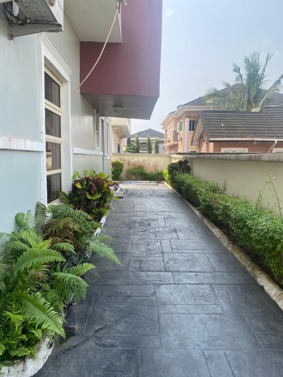 Neat Self Contain in a Gated Estate, Awoyaya, Ibeju Lekki, Lagos, Self Contain (single Rooms) for Rent