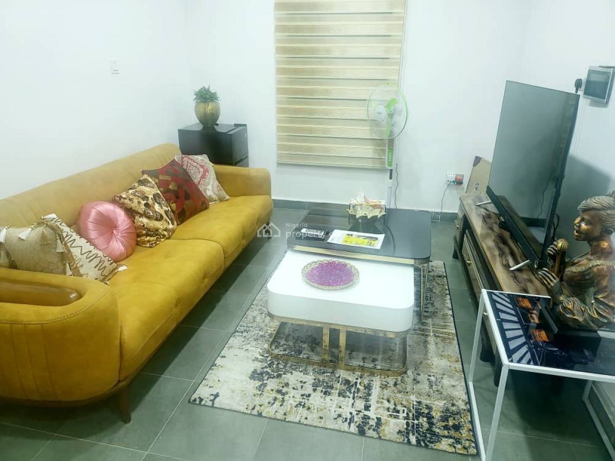 Fully Furnished 1 Bedroom Apartment, Ikota, Lekki, Lagos, Flat / Apartment for Sale