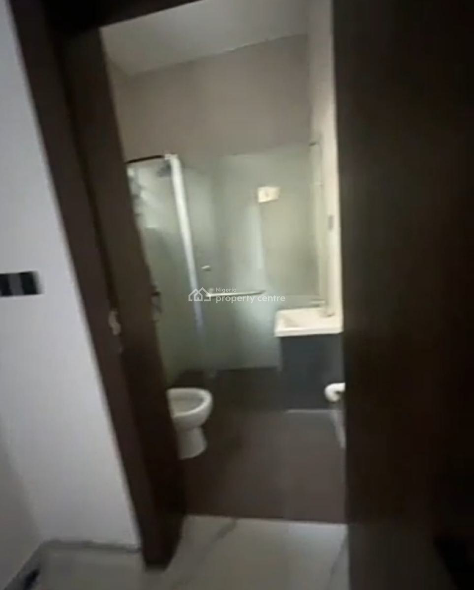 Modern and Spacious 2 Bedroom Apartment  @; Ologolo { Video}, Ologolo, Lekki, Lagos, Flat / Apartment for Rent