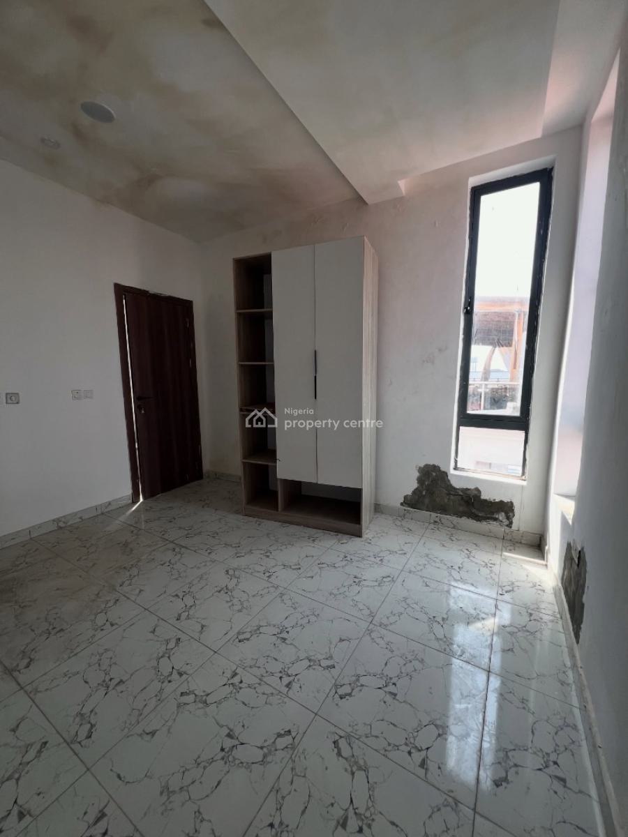 Well Built 2 Bedroom Apartment with En-suite Rooms, Chevron, Lekki, Lagos, Flat / Apartment for Rent