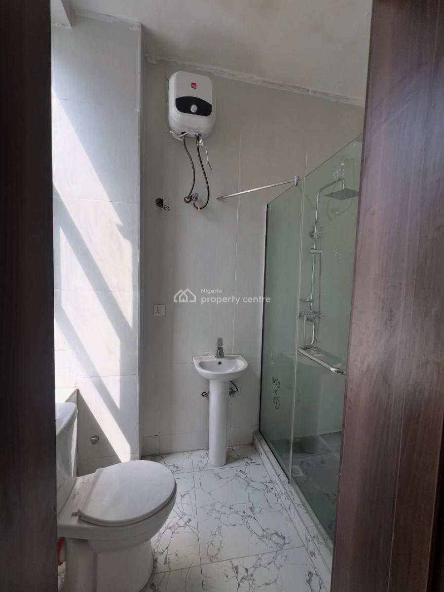 Well Built 2 Bedroom Apartment with En-suite Rooms, Chevron, Lekki, Lagos, Flat / Apartment for Rent