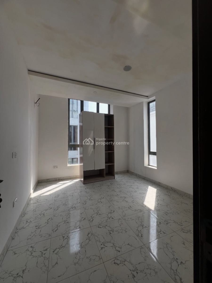 Well Built 2 Bedroom Apartment with En-suite Rooms, Chevron, Lekki, Lagos, Flat / Apartment for Rent