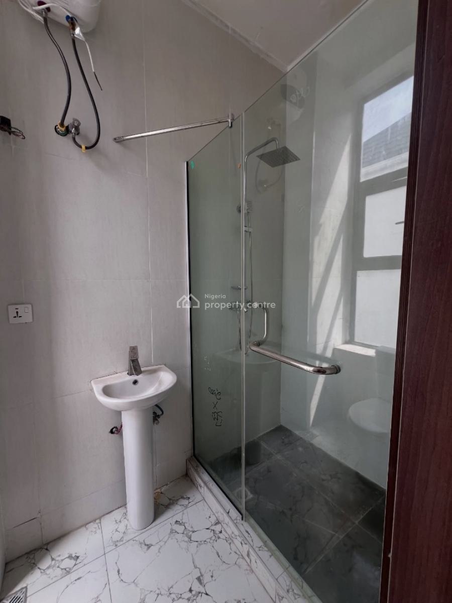 Well Built 2 Bedroom Apartment with En-suite Rooms, Chevron, Lekki, Lagos, Flat / Apartment for Rent