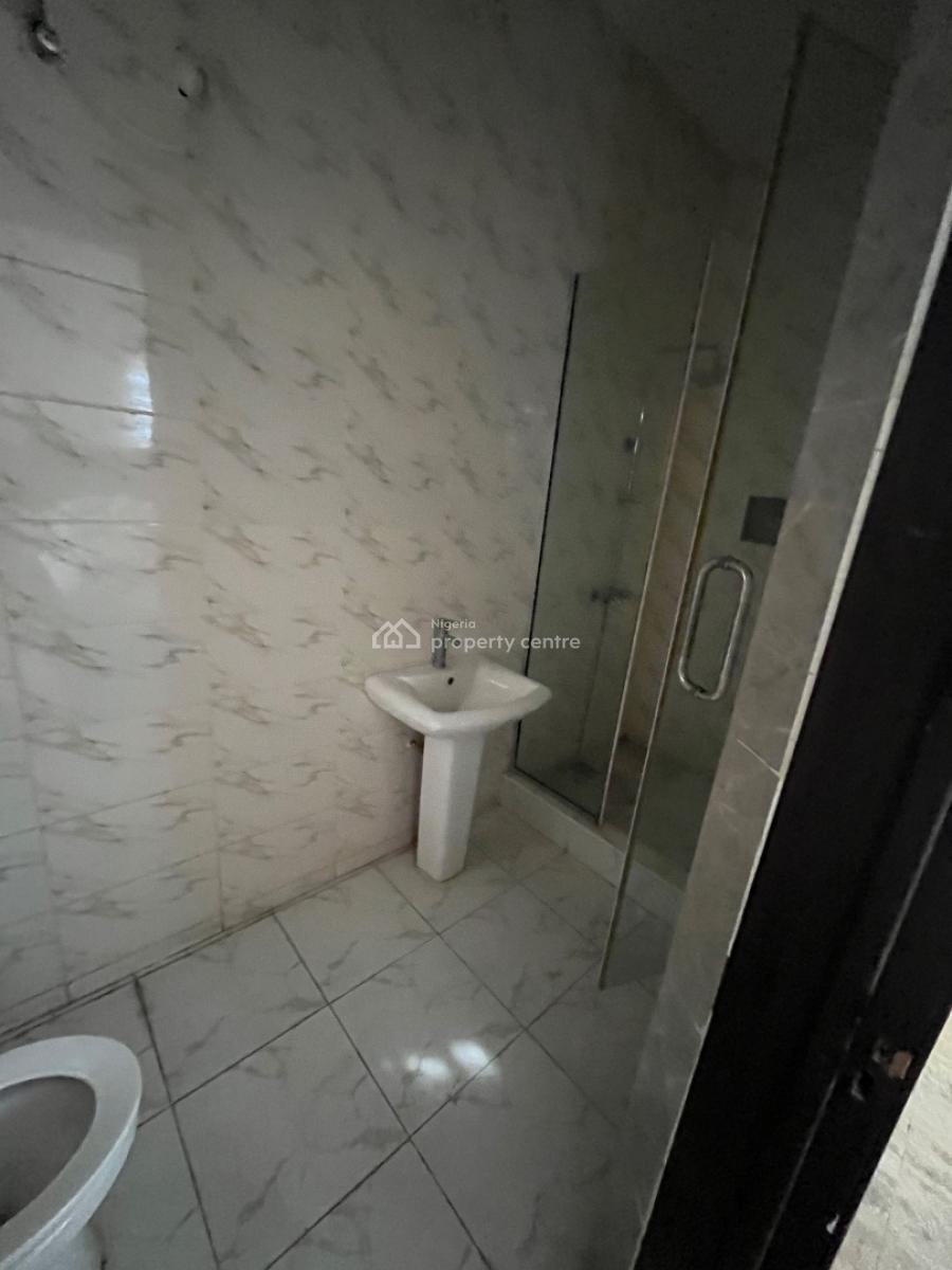 Spacious 2 Bedroom Apartment in a Flood Free Zone, Ilasan, Ikate, Lekki, Lagos, Flat / Apartment for Rent