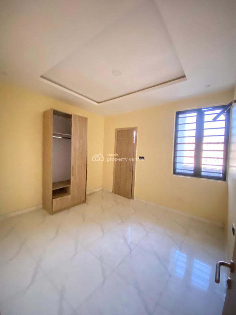 3 Bedroom Flat, Admiralty Way, Lekki, Lagos, Flat / Apartment for Sale