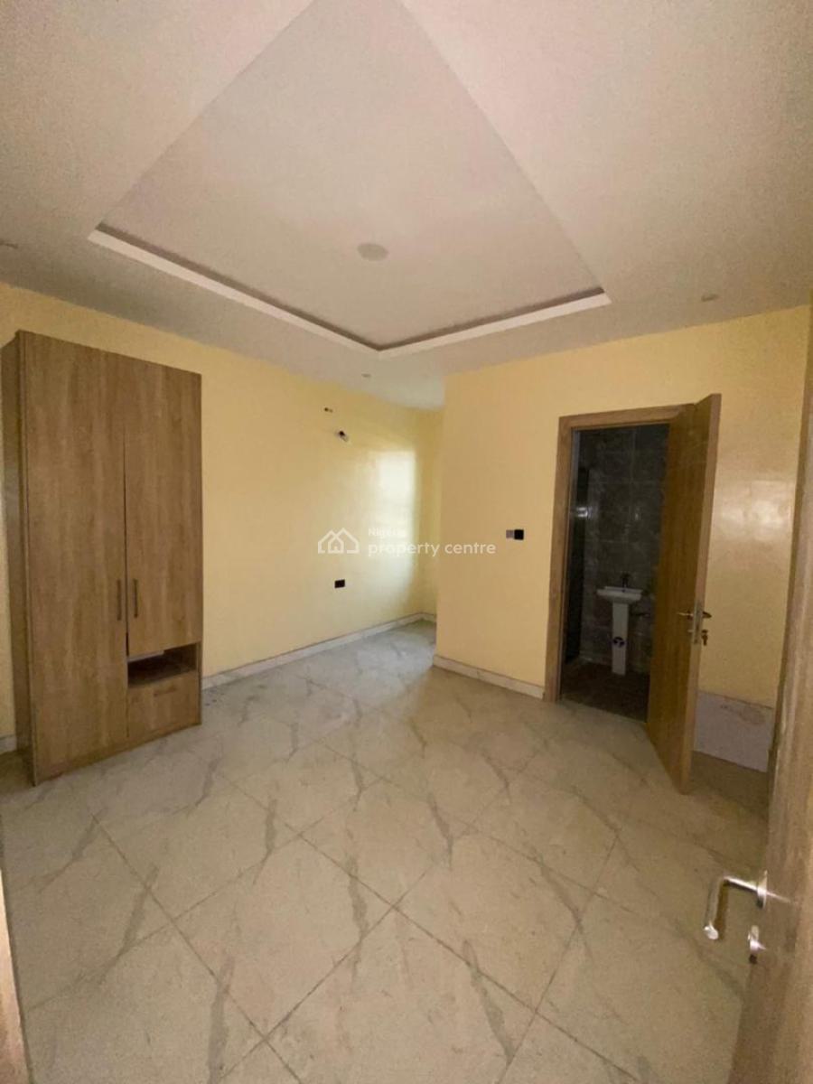 3 Bedroom Flat, Admiralty Way, Lekki, Lagos, Flat / Apartment for Sale
