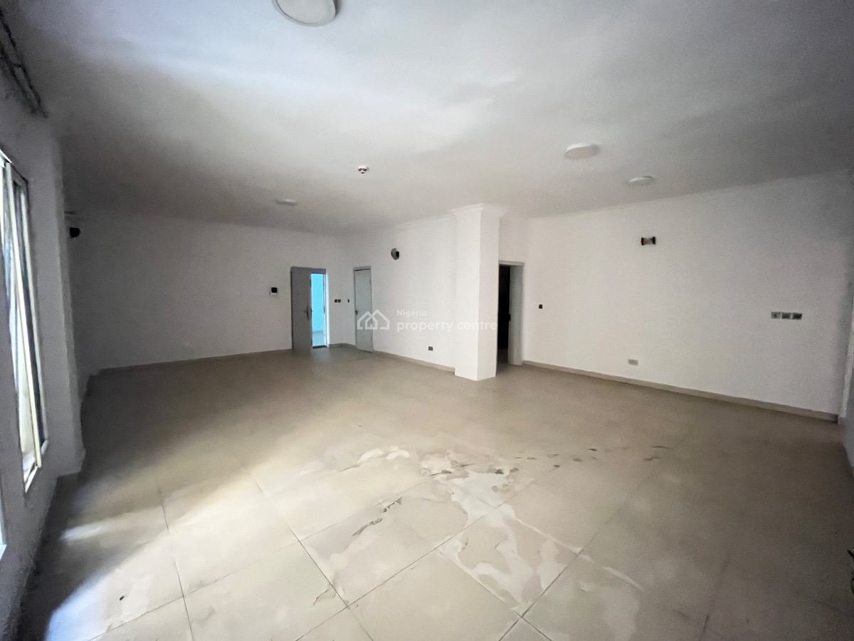 Massive 3 Bedroom Apartment in a Serene Environment, Spar Road, Ikate, Lekki, Lagos, Flat / Apartment for Rent