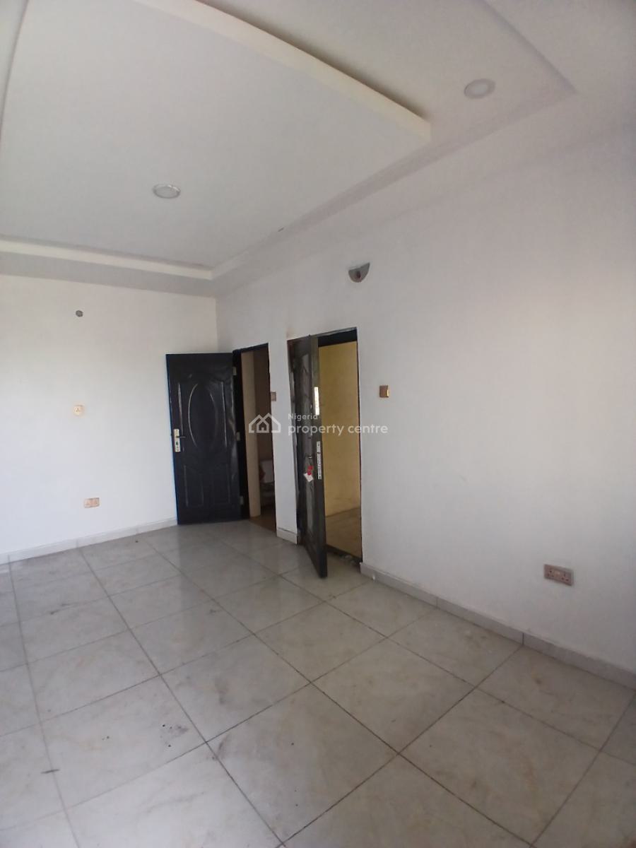 1 Bedroom Apartment, Ogombo, Ajah, Lekki Phase 2, Lekki Phase 2, Lekki, Lagos, Mini Flat (room and Parlour) for Rent
