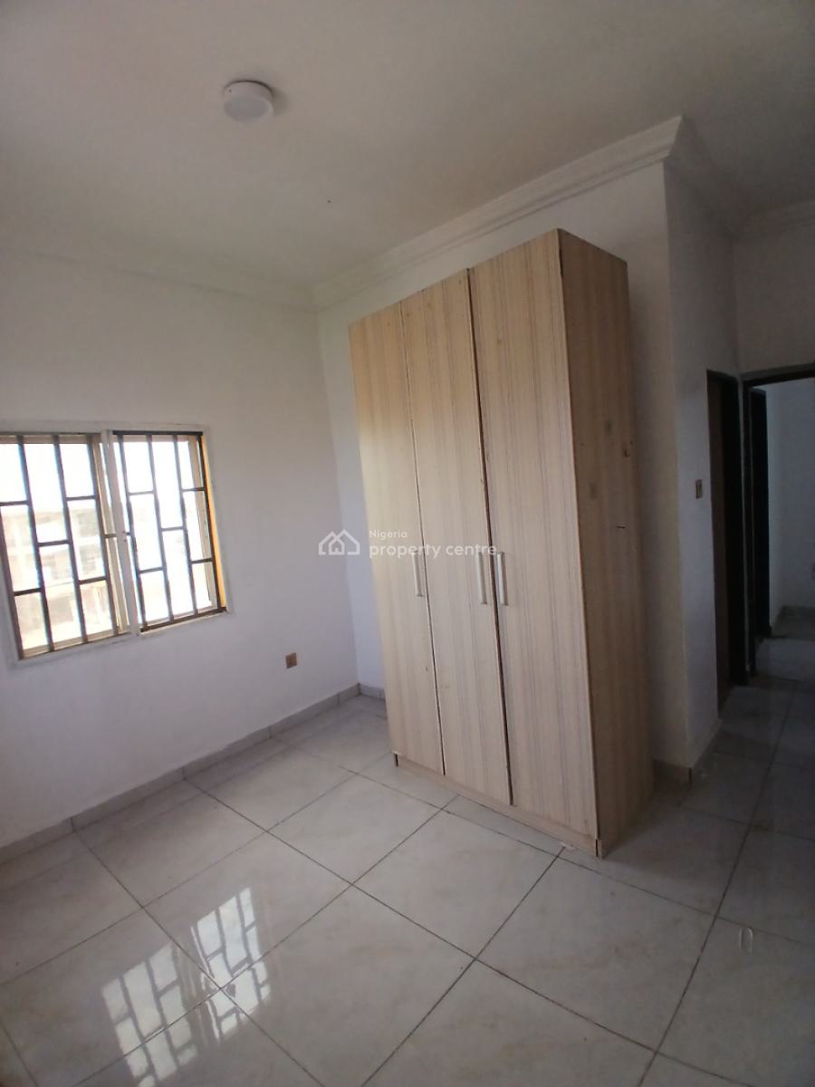 1 Bedroom Apartment, Ogombo, Ajah, Lekki Phase 2, Lekki Phase 2, Lekki, Lagos, Mini Flat (room and Parlour) for Rent
