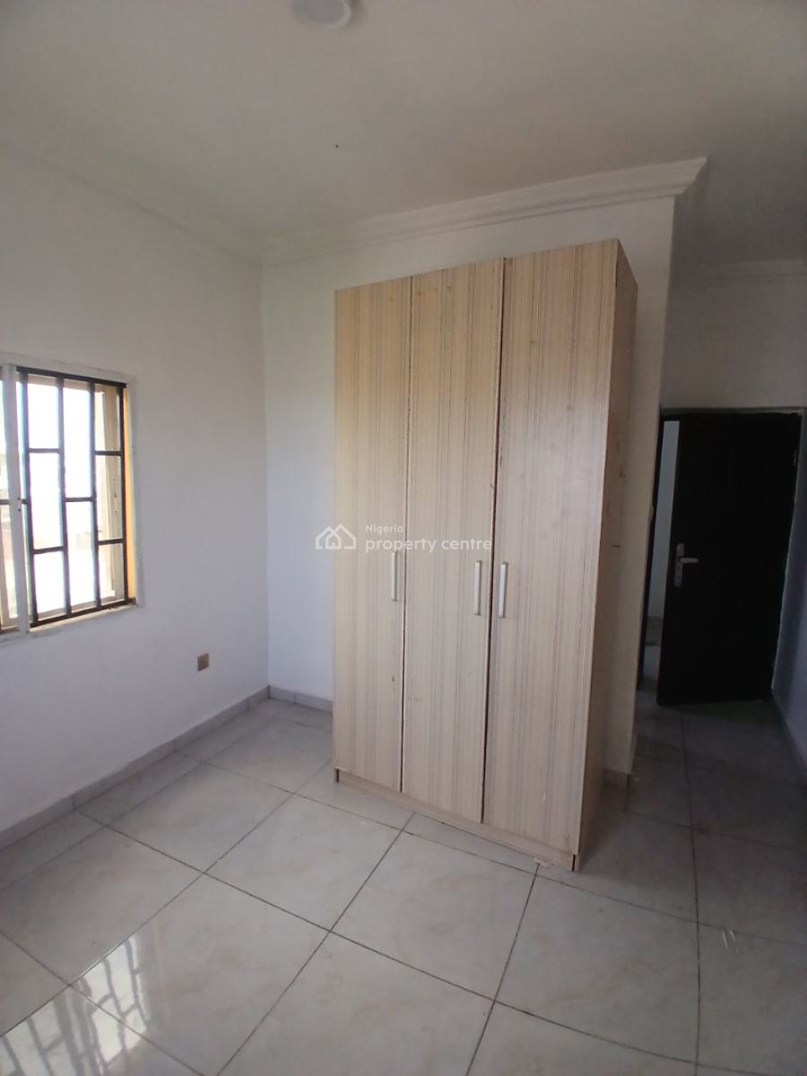 1 Bedroom Apartment, Ogombo, Ajah, Lekki Phase 2, Lekki Phase 2, Lekki, Lagos, Mini Flat (room and Parlour) for Rent
