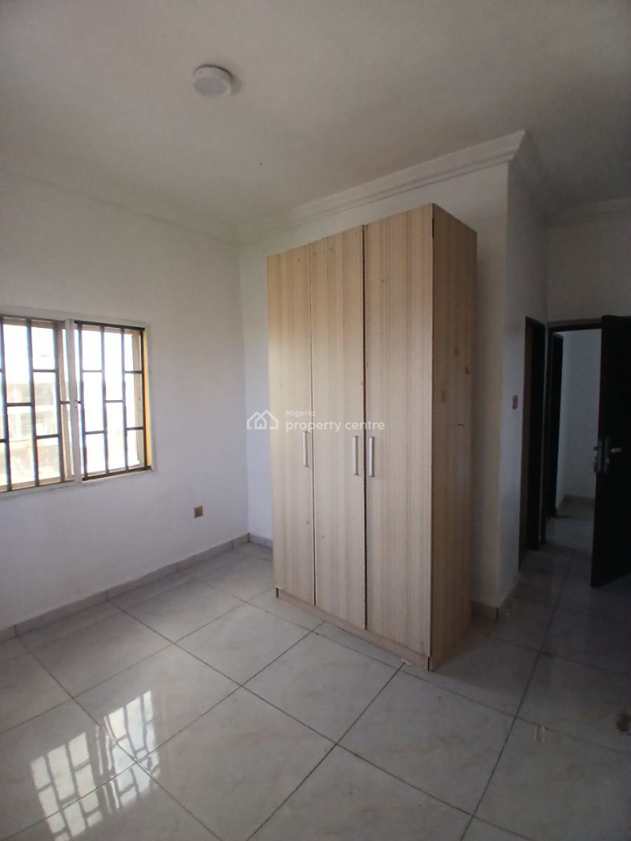 1 Bedroom Apartment, Ogombo, Ajah, Lekki Phase 2, Lekki Phase 2, Lekki, Lagos, Mini Flat (room and Parlour) for Rent