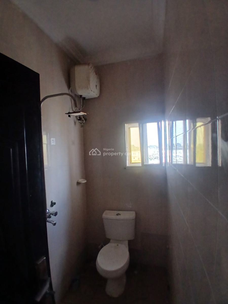 1 Bedroom Apartment, Ogombo, Ajah, Lekki Phase 2, Lekki Phase 2, Lekki, Lagos, Mini Flat (room and Parlour) for Rent