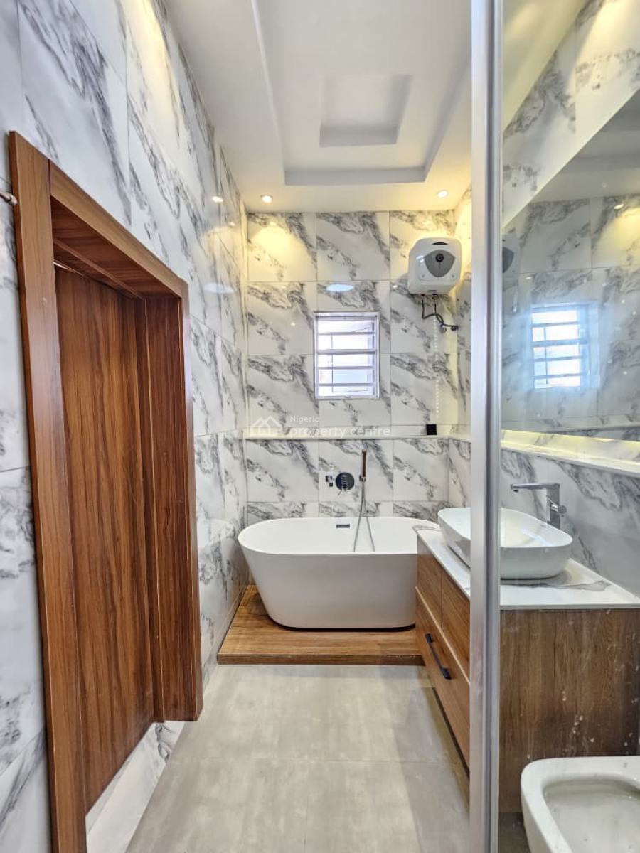 Exquisite Spacious 4bedroom Terrace Duplex in a Secured Estate, Orchid, Lekki, Lagos, Terraced Duplex for Sale