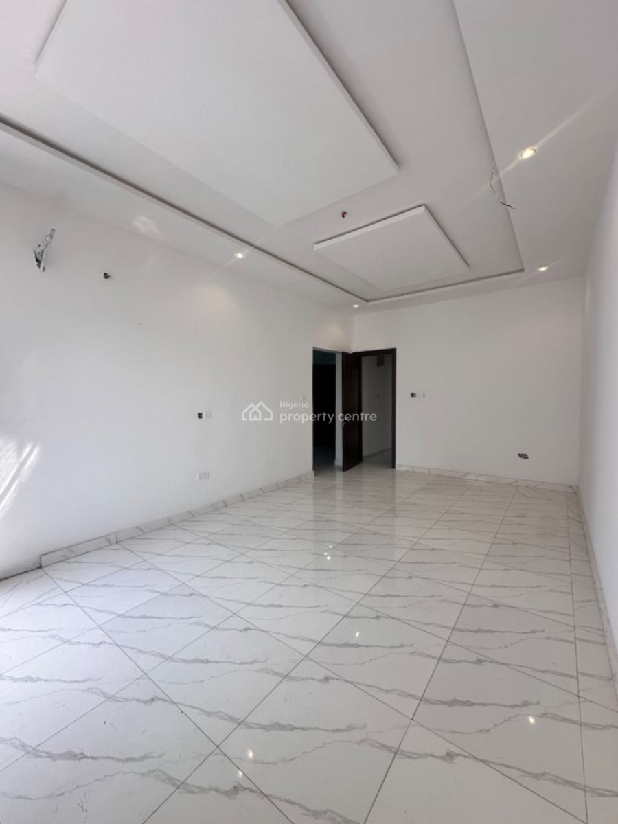 Clean and Secured 4bedroom Duplex, New Road By The Coastal Road, Lekki, Lagos, Terraced Duplex for Sale