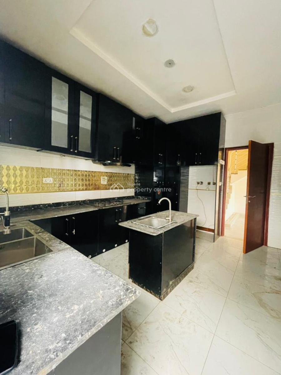 Beautiful Self Compound Semi Detached Duplex with Bq, Orchid Road, Very Secure and Serene Estate, Zero Flooding, Lekki, Lagos, Semi-detached Duplex for Rent