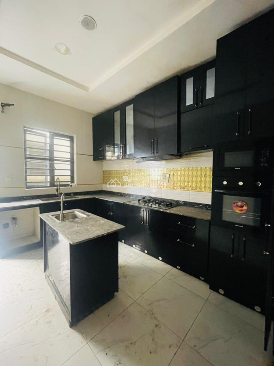 Beautiful Self Compound Semi Detached Duplex with Bq, Orchid Road, Very Secure and Serene Estate, Zero Flooding, Lekki, Lagos, Semi-detached Duplex for Rent