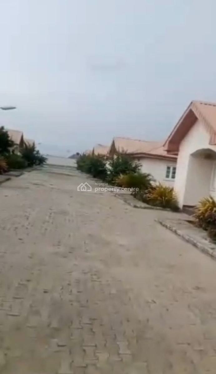 20 Units of 3 & 2 Bedroom Bungalows with Bq on 6,400sqm, Kajola Junction, Bogije, Ibeju Lekki, Lagos, Detached Bungalow for Sale