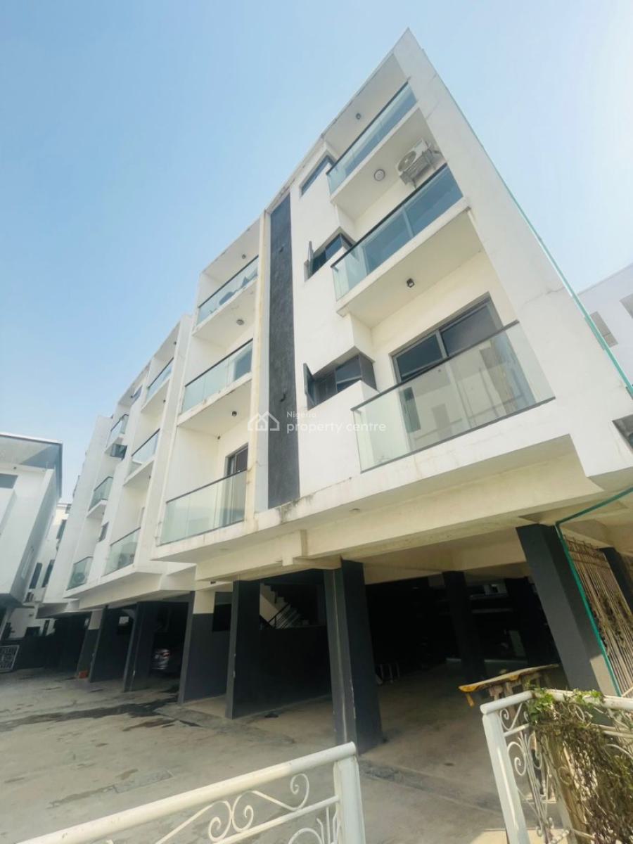 Beautiful and Well Maintained 2 Bedroom Apartment in a Priced Area, Very Secure and Serene Neighborhood, Flood Free, Ologolo, Lekki, Lagos, Flat / Apartment for Rent