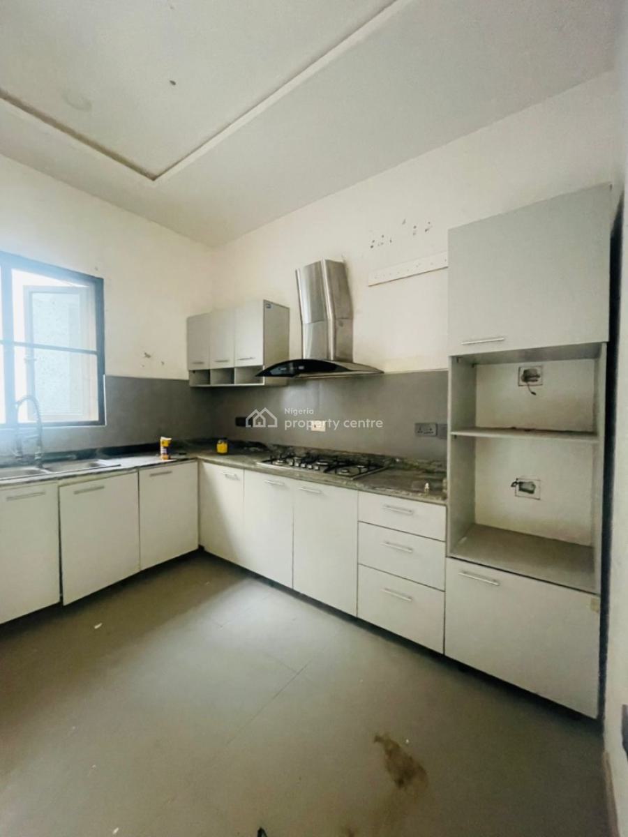 Beautiful and Well Maintained 2 Bedroom Apartment in a Priced Area, Very Secure and Serene Neighborhood, Flood Free, Ologolo, Lekki, Lagos, Flat / Apartment for Rent