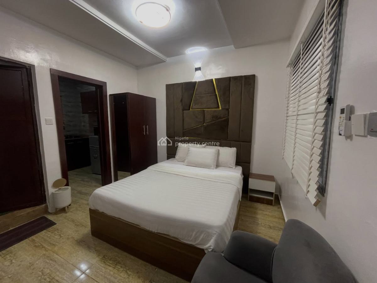 Kiscourt Studio Apartment, Off Command Ikola, Ipaja, Lagos, Flat / Apartment Short Let
