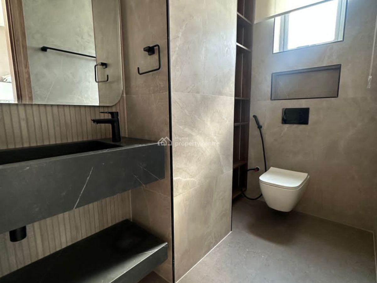 Investor Delight. Prime Location with Best Deal for Investors, Banana Island, Banana Island, Ikoyi, Lagos, Flat / Apartment for Sale