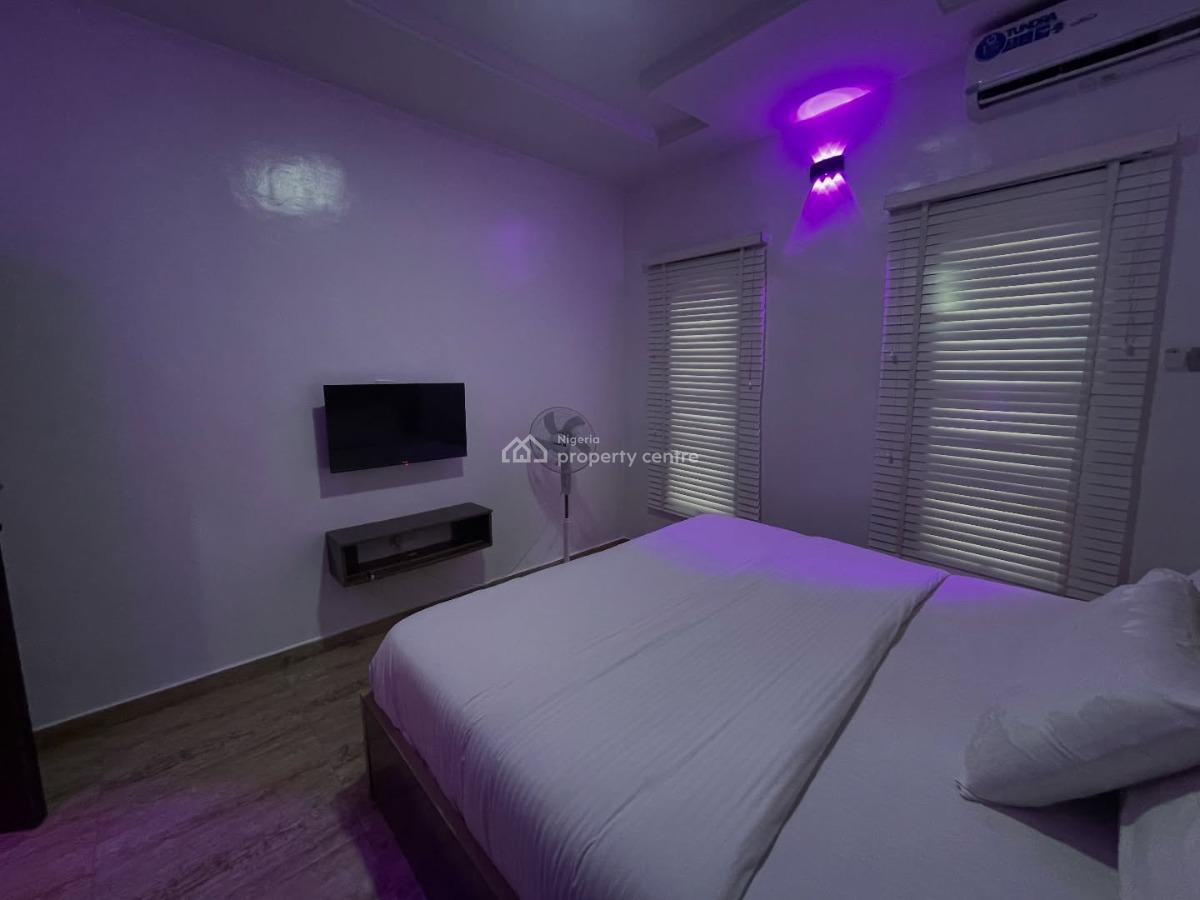 Kiscourt 2 Bedroom Apartment, Off Command Ikola, Ipaja, Lagos, Flat / Apartment Short Let