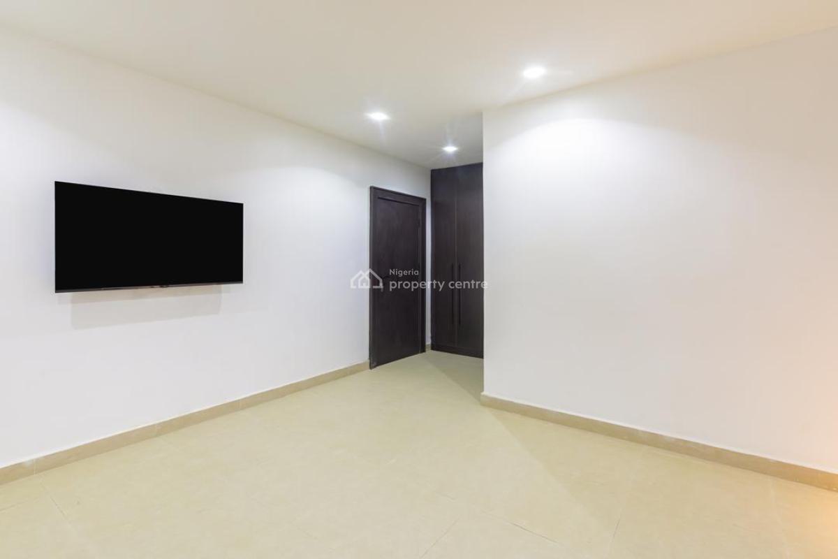 Luxury 3bedroom Duplex with Swimming Pool, Asokoro District, Abuja, Terraced Duplex for Rent