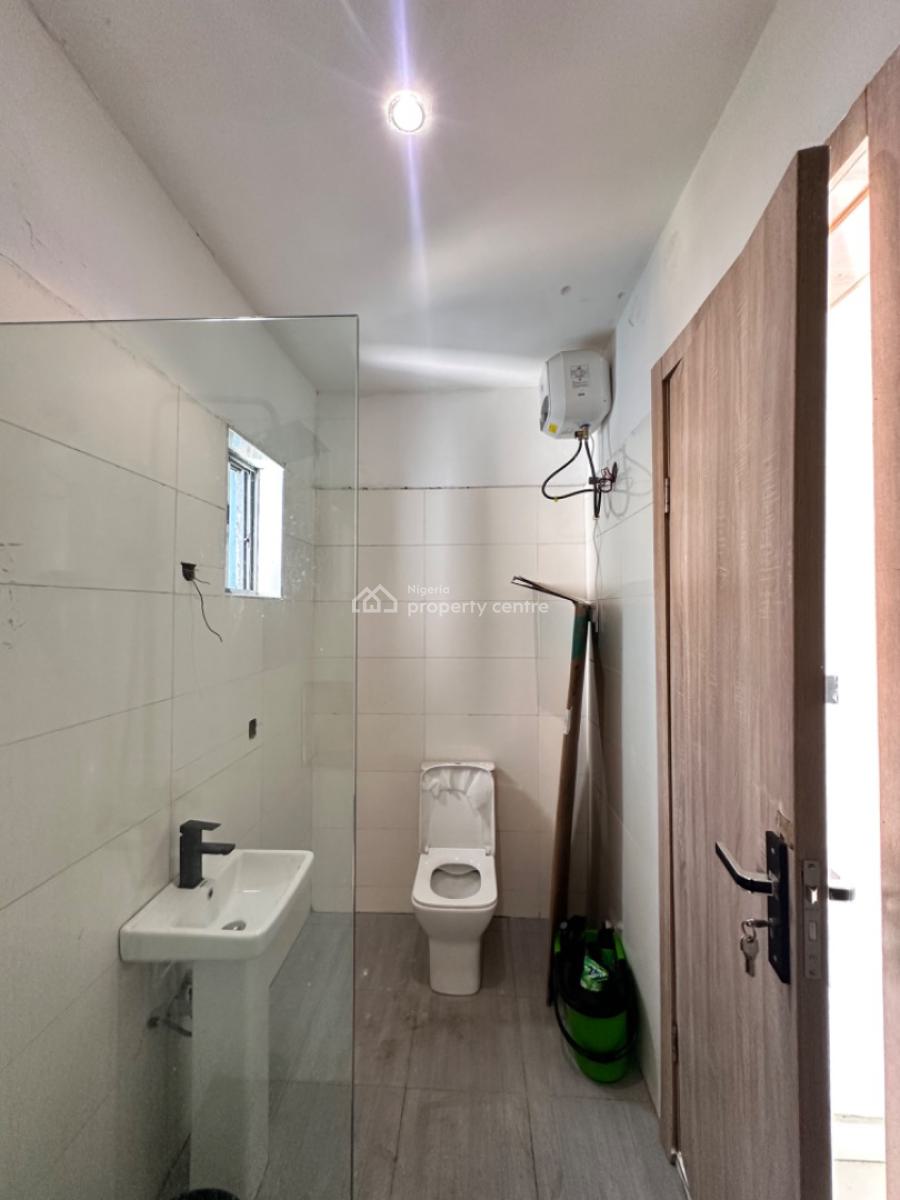 Clean Brand New 2bedroom, Ikate Axis, Ikate Elegushi, Lekki, Lagos, Block of Flats for Sale