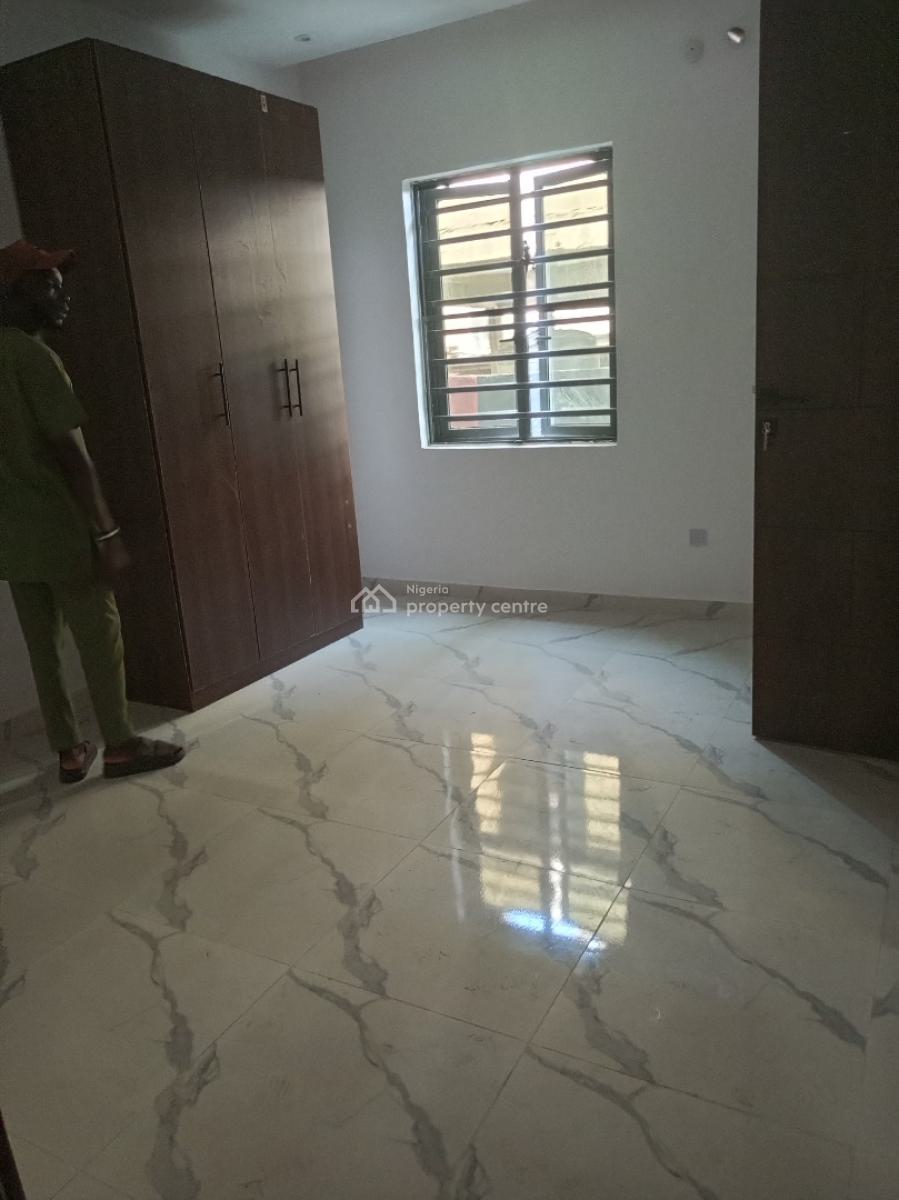 New Sharp 2bedroom Video Available, Ologolo, Lekki, Lagos, Flat / Apartment for Rent