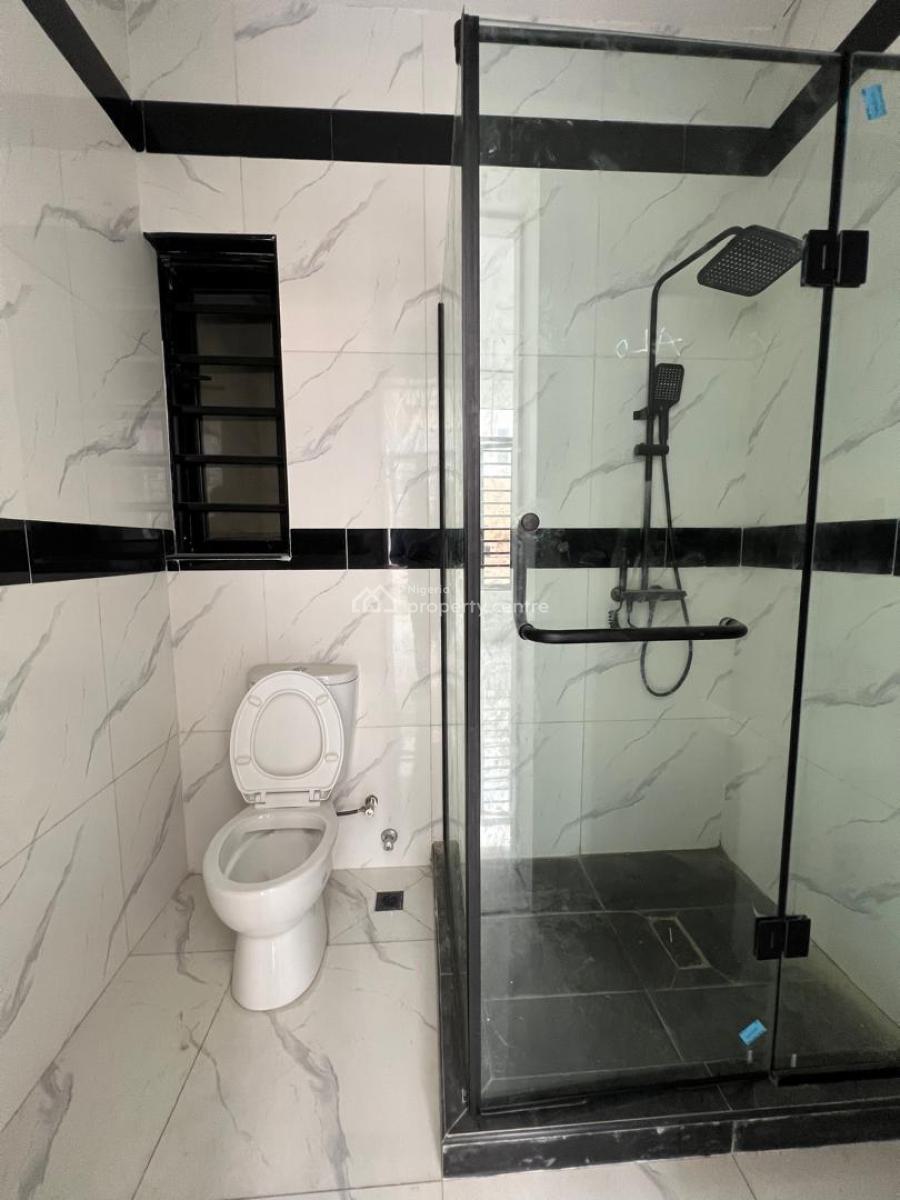 2 Bedroom Flat with Boys Quarters, Lekki Phase 1, Lekki, Lagos, Flat / Apartment for Sale