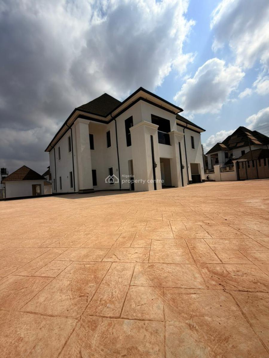Fully Detached 5 Bedroom Duplex with Bq, Guzape District, Abuja, Detached Duplex for Rent