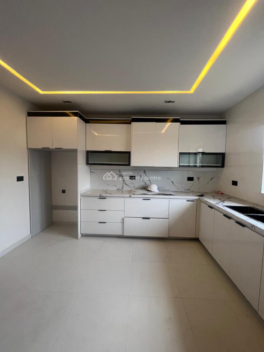 4 Bedroom Terrace Duplex with Boys Quarters, Lekki Phase 1, Lekki, Lagos, Terraced Duplex for Sale