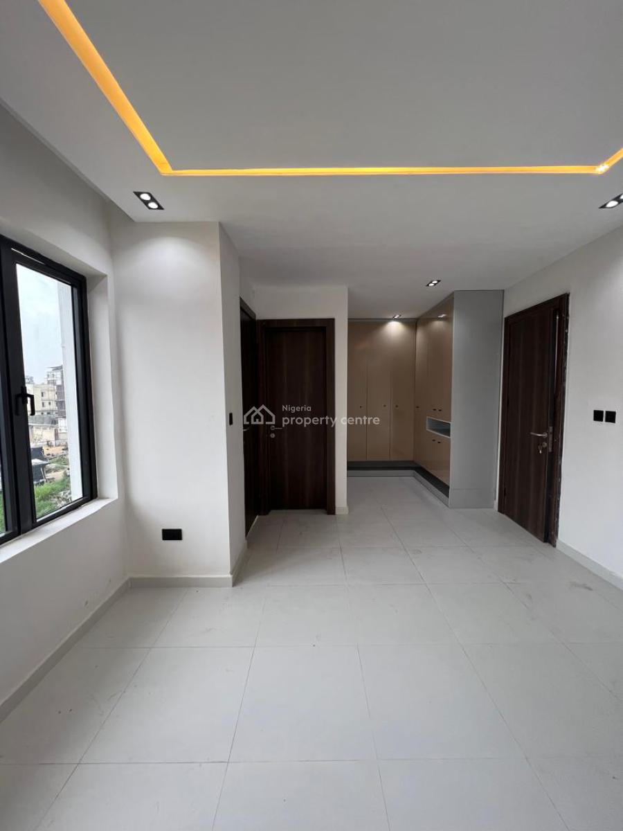 4 Bedroom Terrace Duplex with Boys Quarters, Lekki Phase 1, Lekki, Lagos, Terraced Duplex for Sale