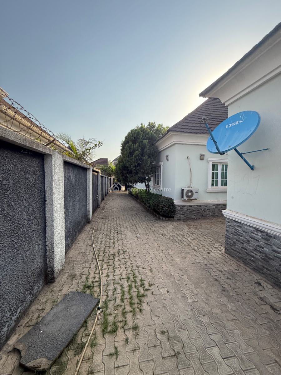 a Standard Home in a Cozy Estate Neighborhood, Close to Sunnyvale and Kabusa Estate, Galadimawa, Abuja, Detached Bungalow for Sale