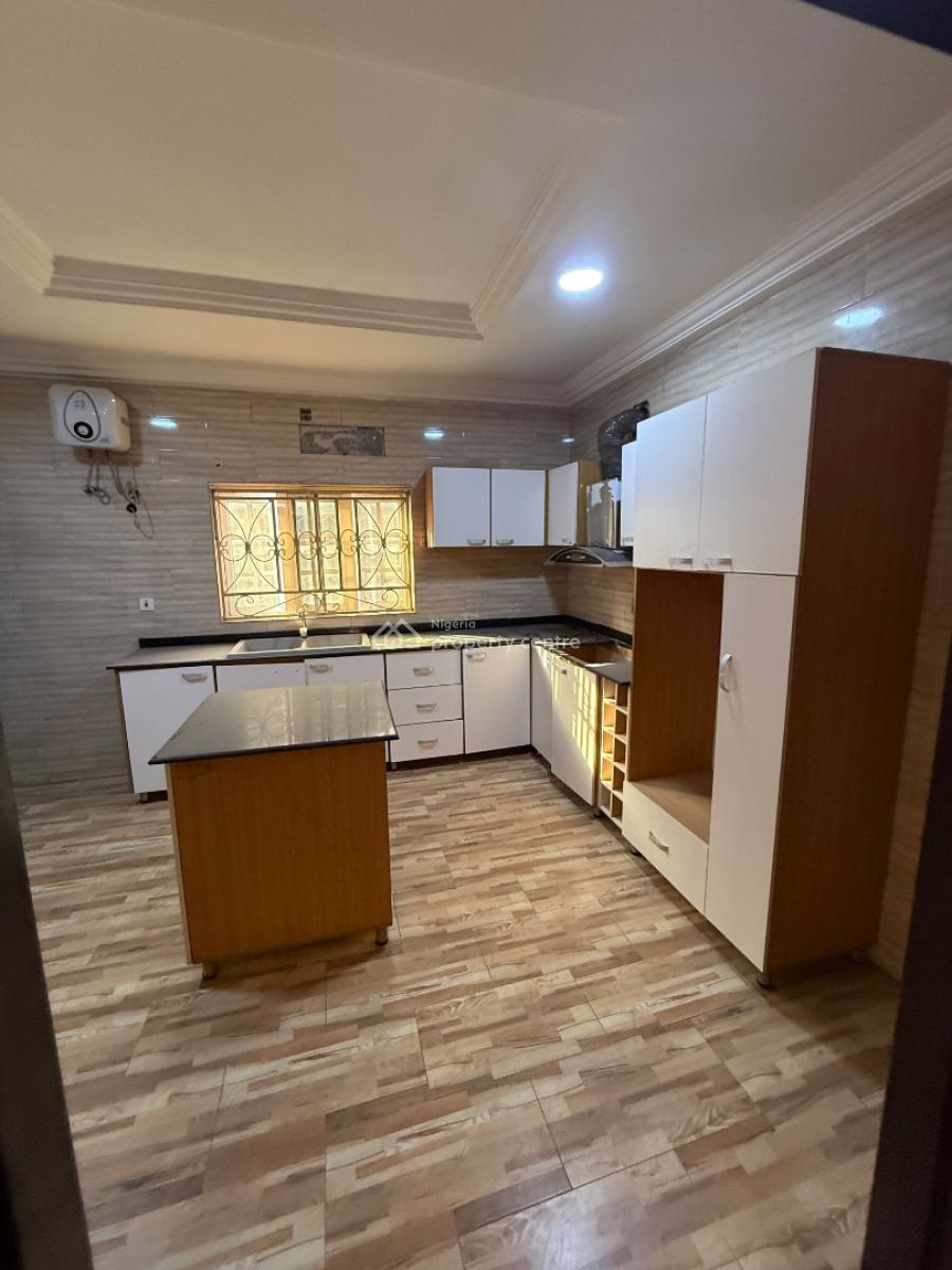 a Standard Home in a Cozy Estate Neighborhood, Close to Sunnyvale and Kabusa Estate, Galadimawa, Abuja, Detached Bungalow for Sale