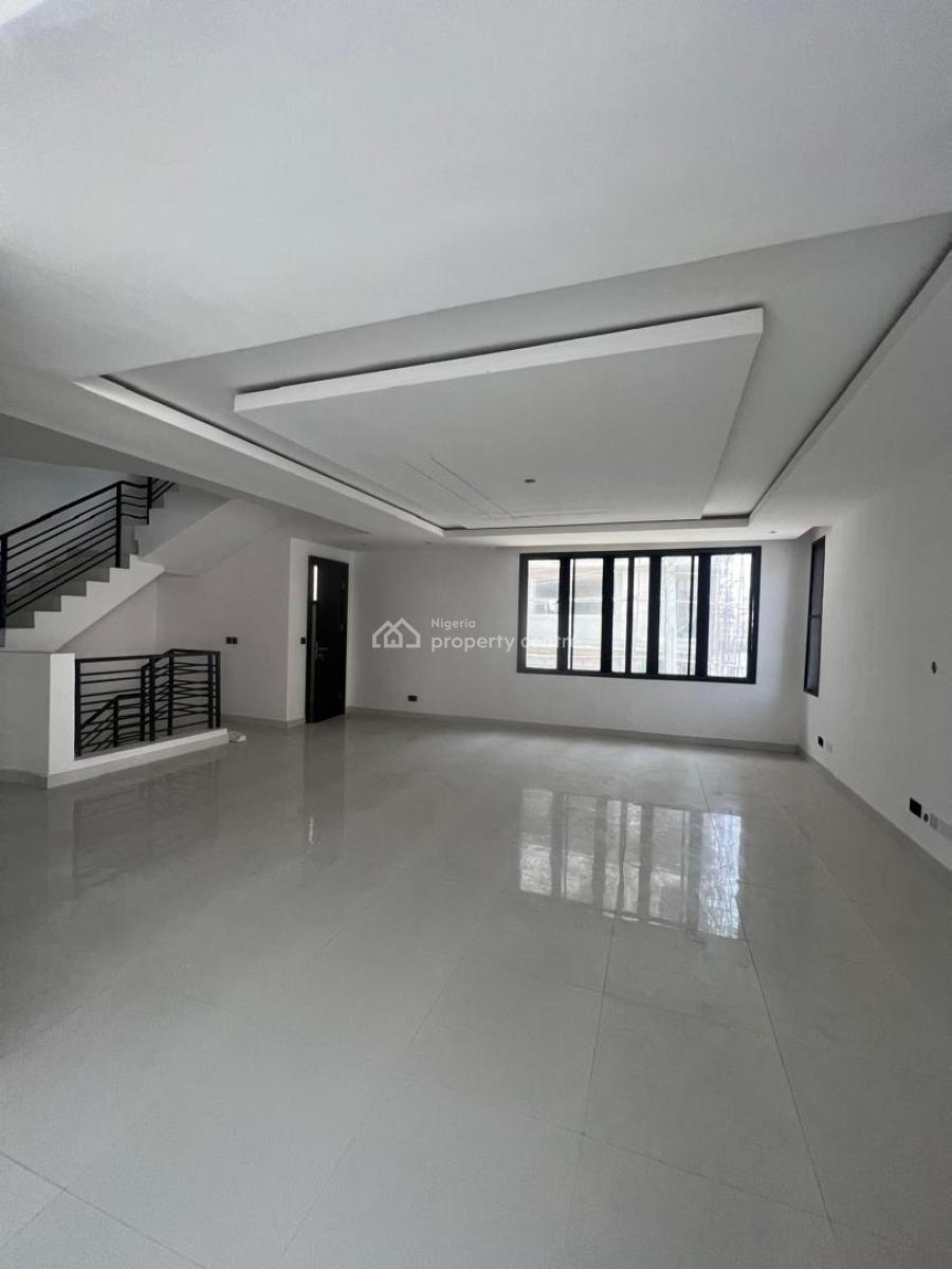 4 Bedroom Terrace with Boys Quarters, Lekki Phase 1, Lekki, Lagos, Terraced Duplex for Sale