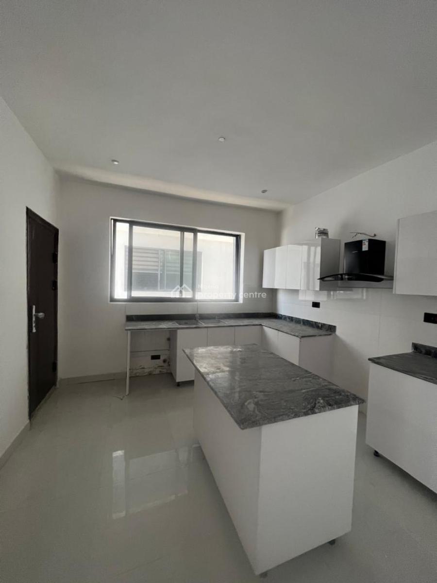 4 Bedroom Terrace with Boys Quarters, Lekki Phase 1, Lekki, Lagos, Terraced Duplex for Sale