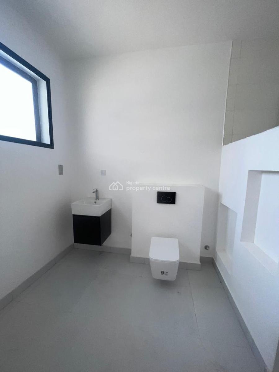 4 Bedroom Terrace with Boys Quarters, Lekki Phase 1, Lekki, Lagos, Terraced Duplex for Sale