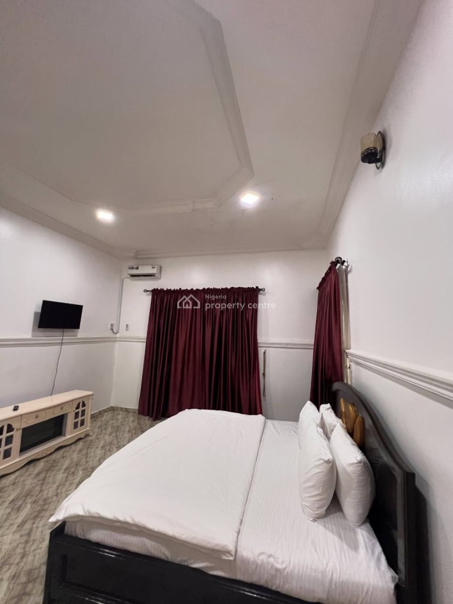 Theverge 4 Bedroom Apartment, Itiam Market Road, Off Oron Road, Uyo, Akwa Ibom, Flat / Apartment Short Let