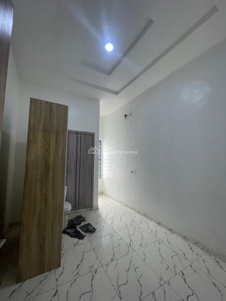 4 Bedroom Terrace in Ikota Gra, Ikota Gra, Ajah, Lagos, House for Rent