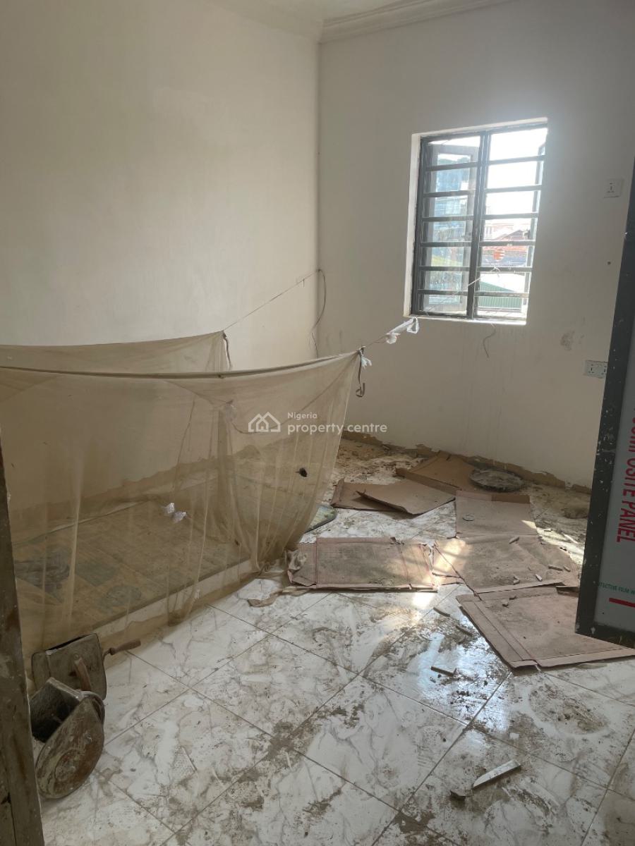 Miniflat, Pedro Road, Shomolu, Lagos, Mini Flat (room and Parlour) for Rent