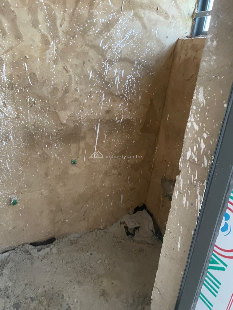 Miniflat, Pedro Road, Shomolu, Lagos, Mini Flat (room and Parlour) for Rent