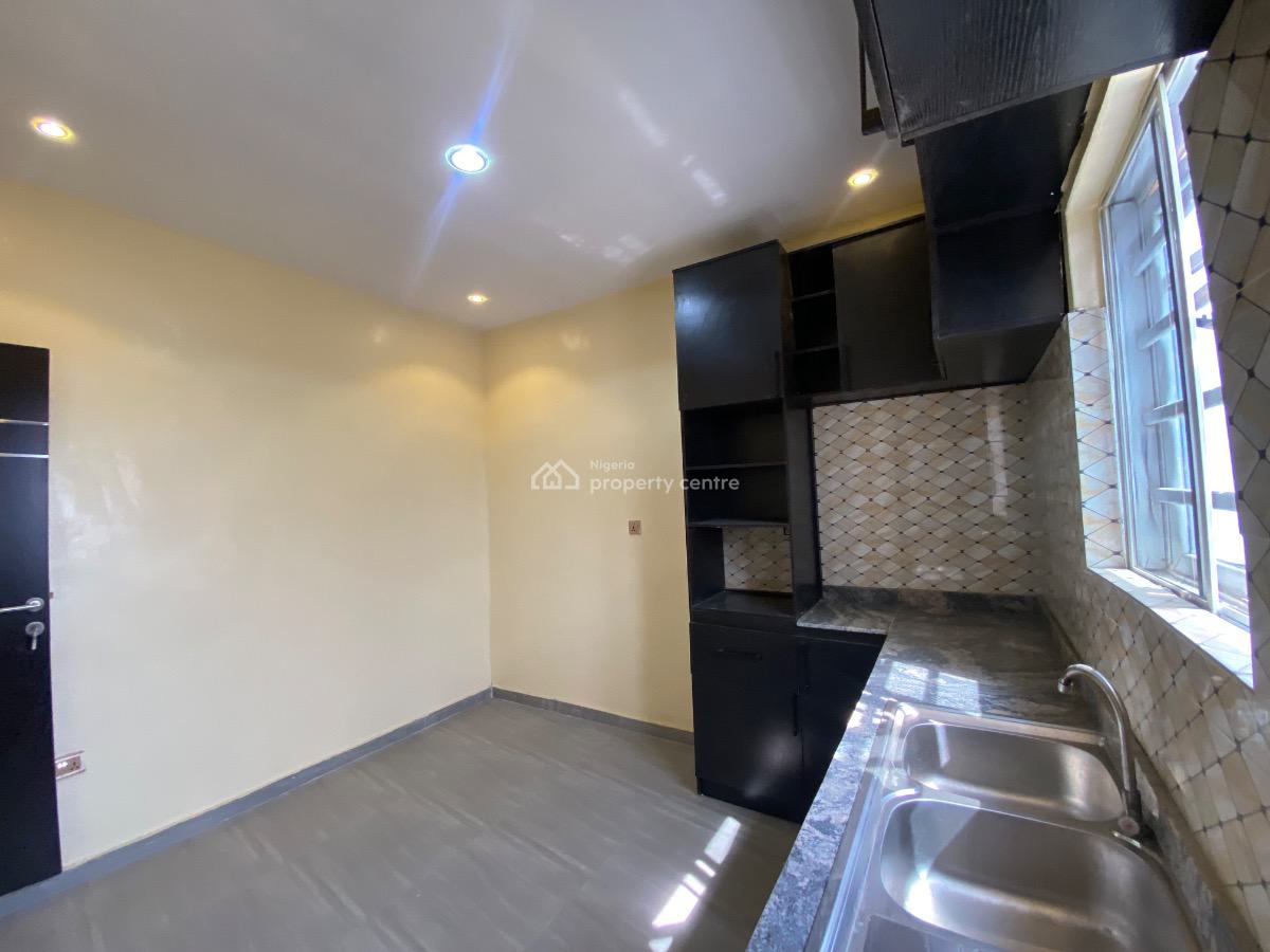 Lovely Newly Built 3-bedroom Flat  Egbeda / Oluwo Axis, Ibadan, Egbeda / Oluwo Axis, Ibadan, Oluwo, Egbeda, Oyo, Terraced Duplex for Rent