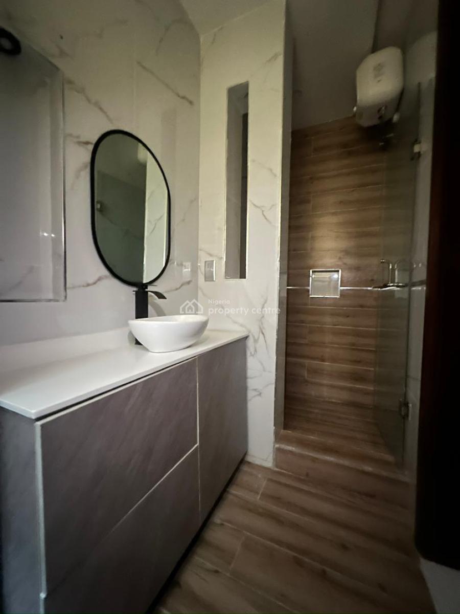 Luxurious 3bedroom Apartment with Bq ,pool,gym &reception, Off Bourdillon Road, Old Ikoyi, Ikoyi, Lagos, Flat / Apartment for Rent