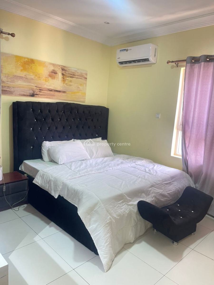 2 Bedroom Apartment, Off Admiralty Way, Lagos, Lekki Phase 1, Lekki, Lagos, Flat / Apartment Short Let